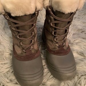 Columbia Winter boots size 7